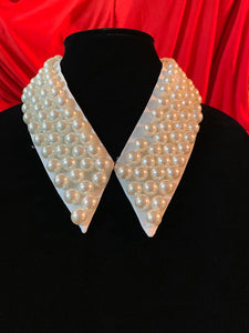 Collar Pearls