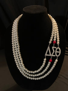 Necklace Delta Pearl Crimson Symbols